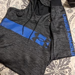 Under armour sweatshirt